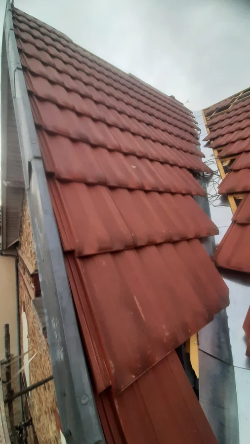 Toiture de pavillon en tuiles mécaniques dans l'agglomération de Troyes